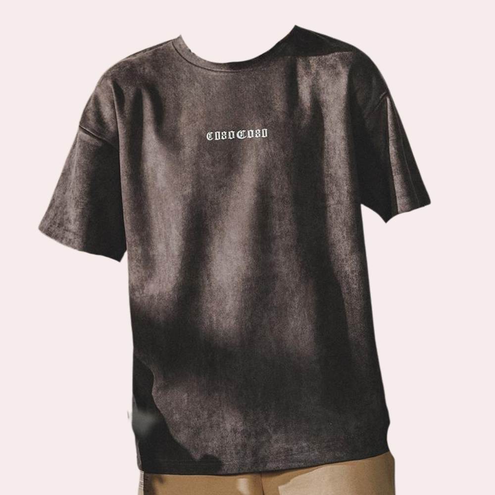 T-shirt til mænd med diskret skrifttryk