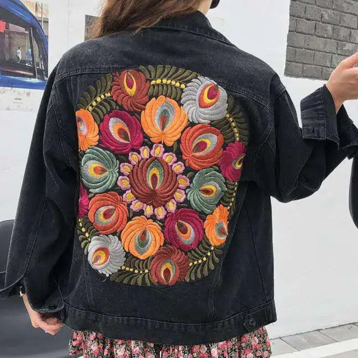 KIARA - Broderet Denim Jakke til Damer