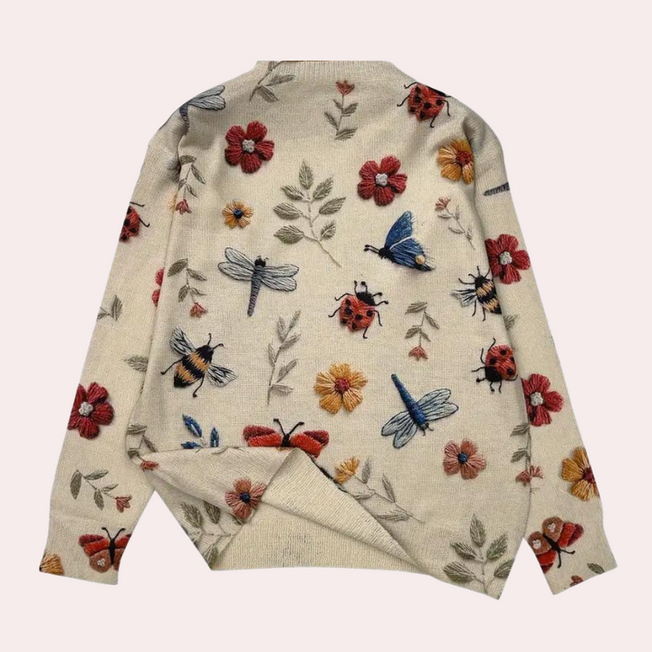Amira – Elegant damesweater med blomsterdesign