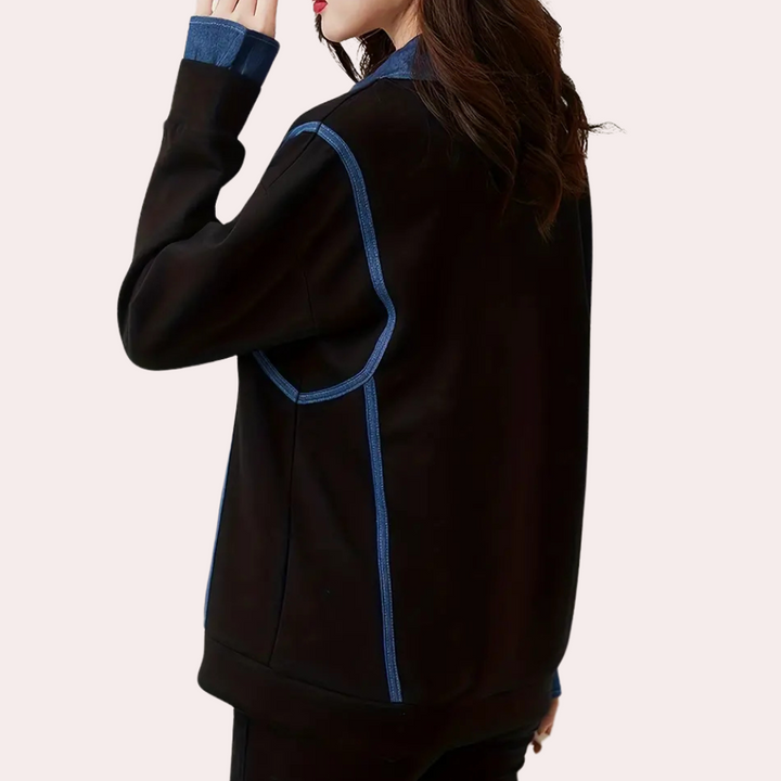 Katerina - Stilfuld sweatshirt til kvinder med krave