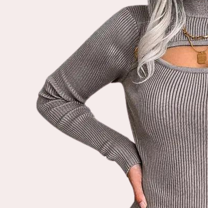 Andromeda - Trendy hulstrikket kjole til kvinder