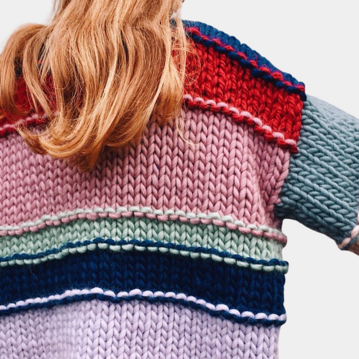 TEIA - Farverig Strikket Sweater til Damer